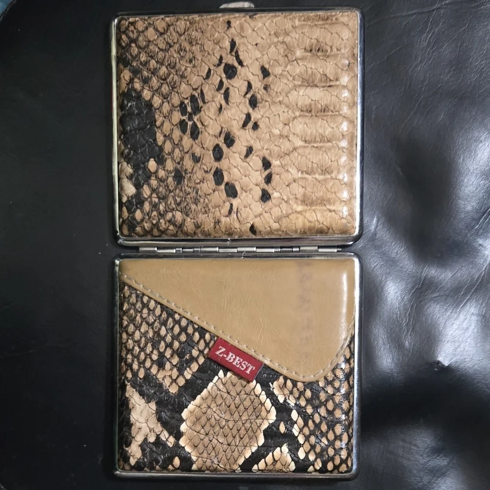 Z-Best Snakeskin Pattern Wallet - Picture 3 of 5